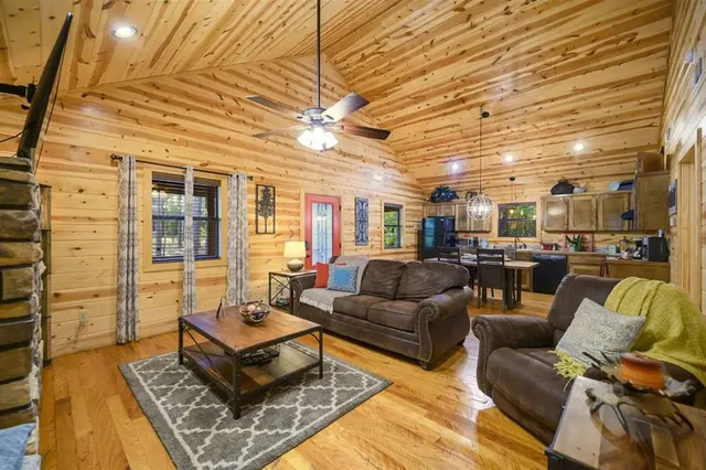 Photo 3 — 81 Bent Pine Trail, Broken Bow, OK 74728