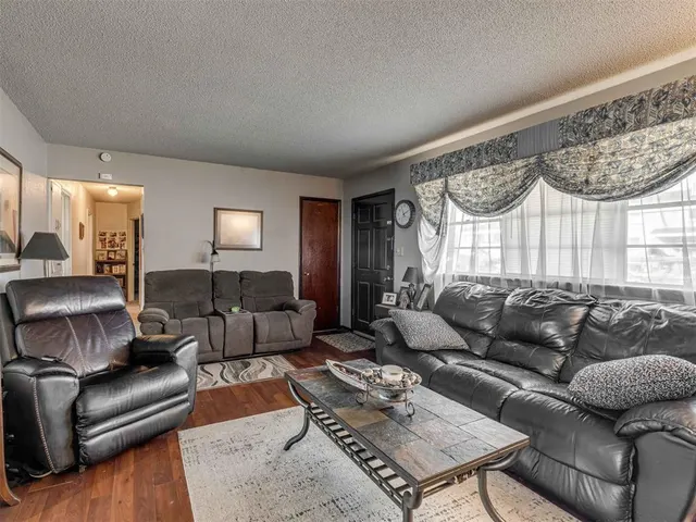 Photo 7 — 1400 Vickie Drive, Del City, OK 73115