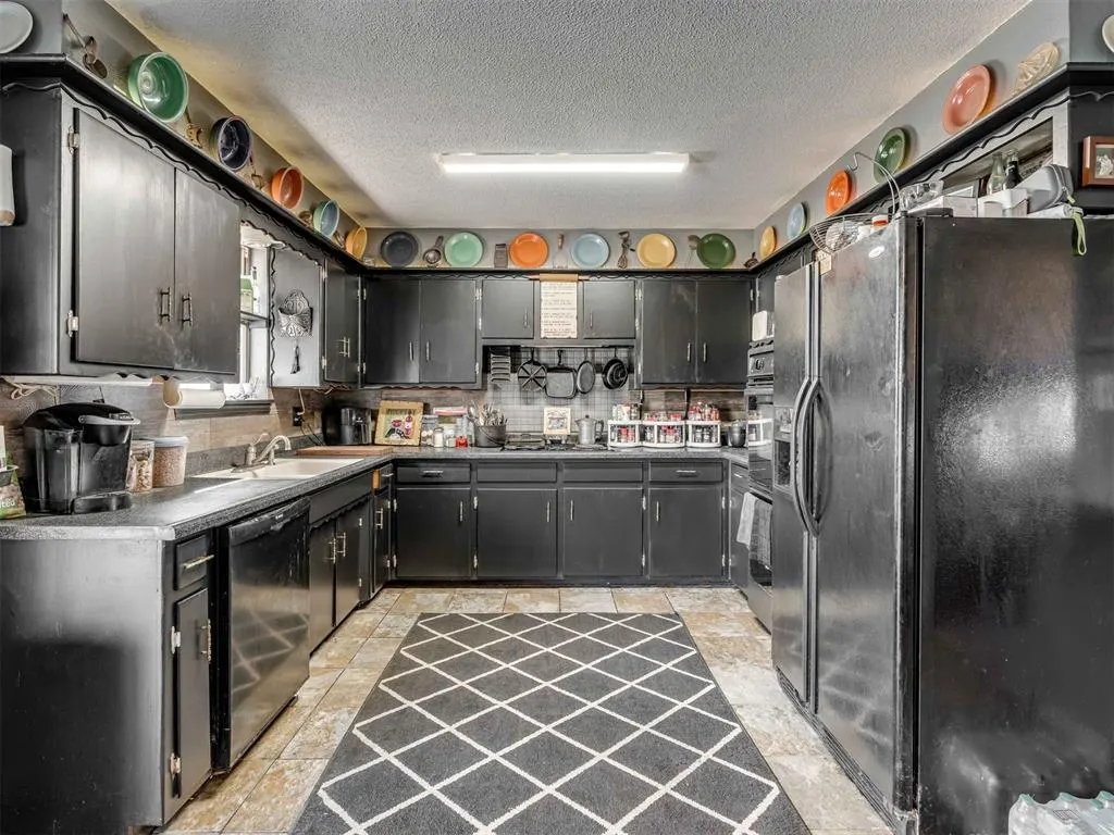 Photo 9 — 1400 Vickie Drive, Del City, OK 73115