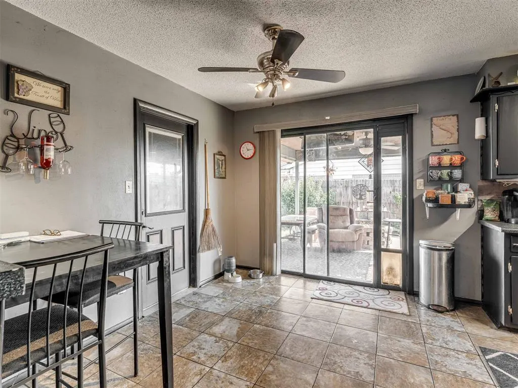 Photo 13 — 1400 Vickie Drive, Del City, OK 73115
