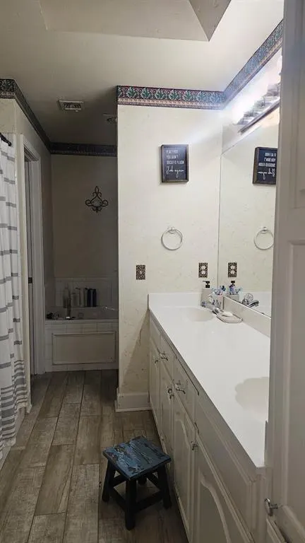 Photo 7 — 17 N Lockeport Drive, Edmond, OK 73003