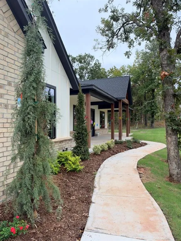 Photo 4 — 21113 Reserve Circle, Harrah, OK 73045