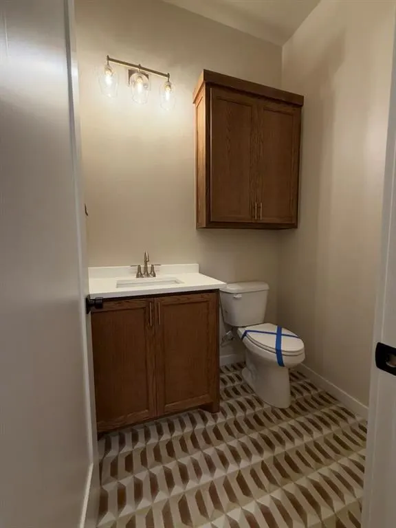 Photo 21 — 21113 Reserve Circle, Harrah, OK 73045