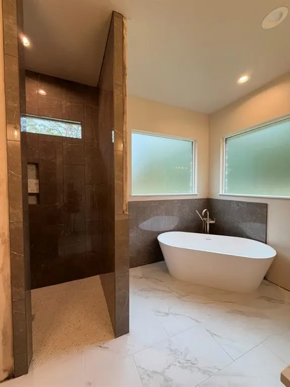 Photo 31 — 21113 Reserve Circle, Harrah, OK 73045