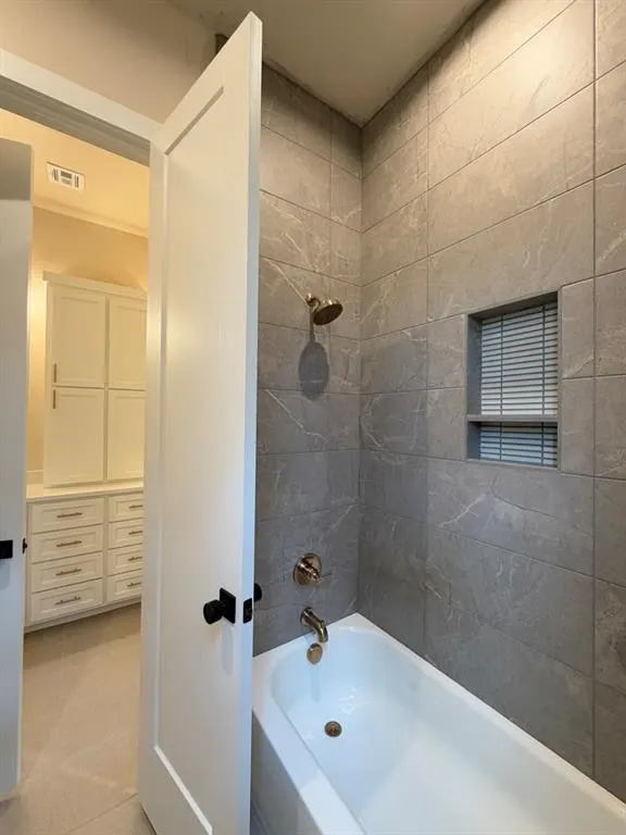 Photo 43 — 21113 Reserve Circle, Harrah, OK 73045