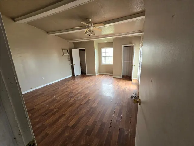 Photo 6 — 223 S Oak Street, Apache, OK 73006