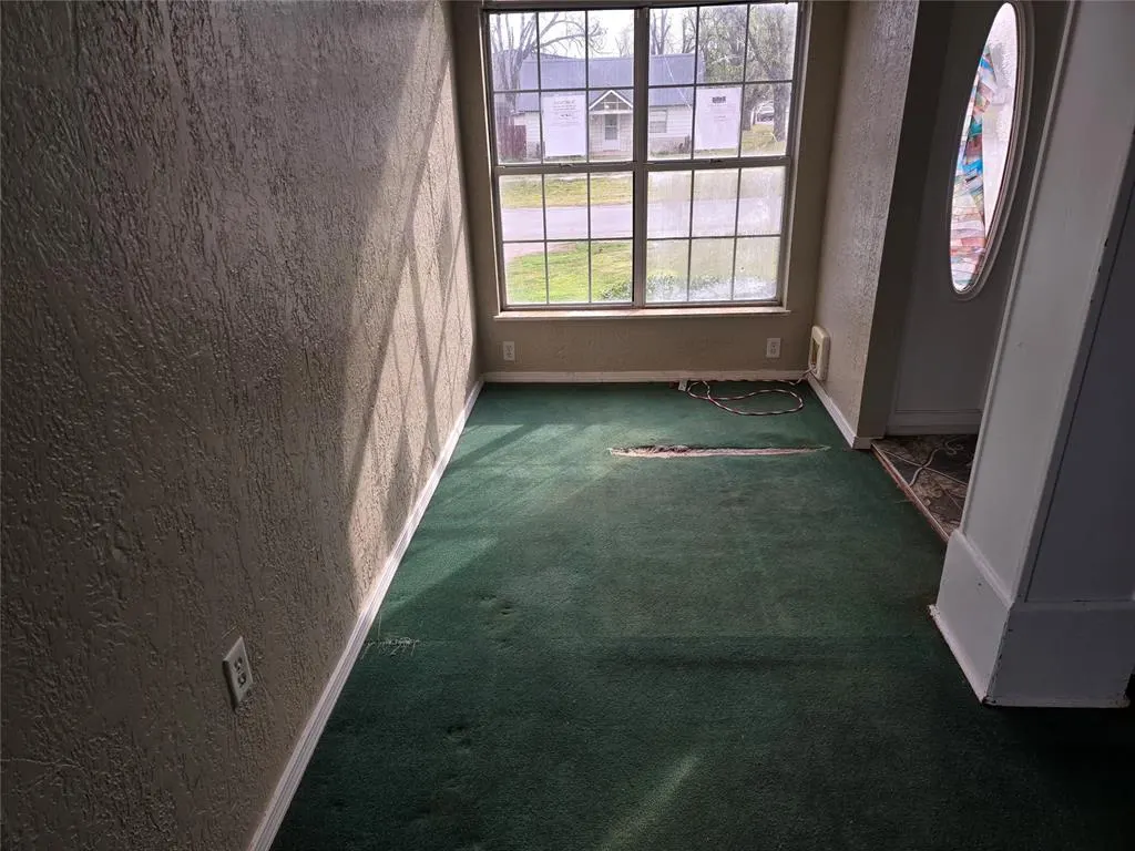 Photo 17 — 223 S Oak Street, Apache, OK 73006