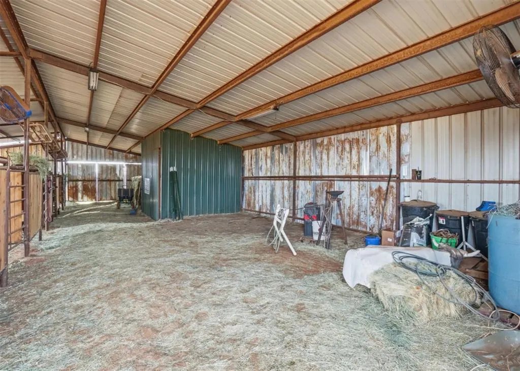 Photo 23 — 20319 E 1110 Road, Elk City, OK 73644