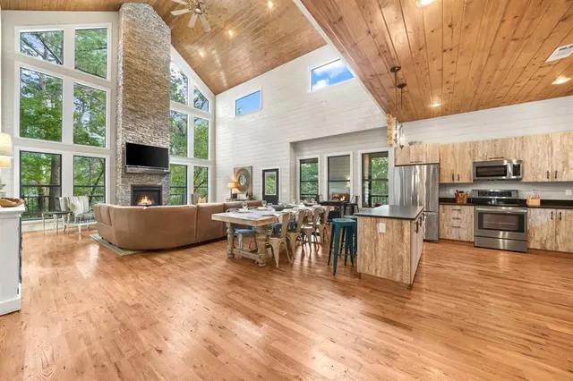 Photo 5 — 172 Dory Lane, Broken Bow, OK 74728