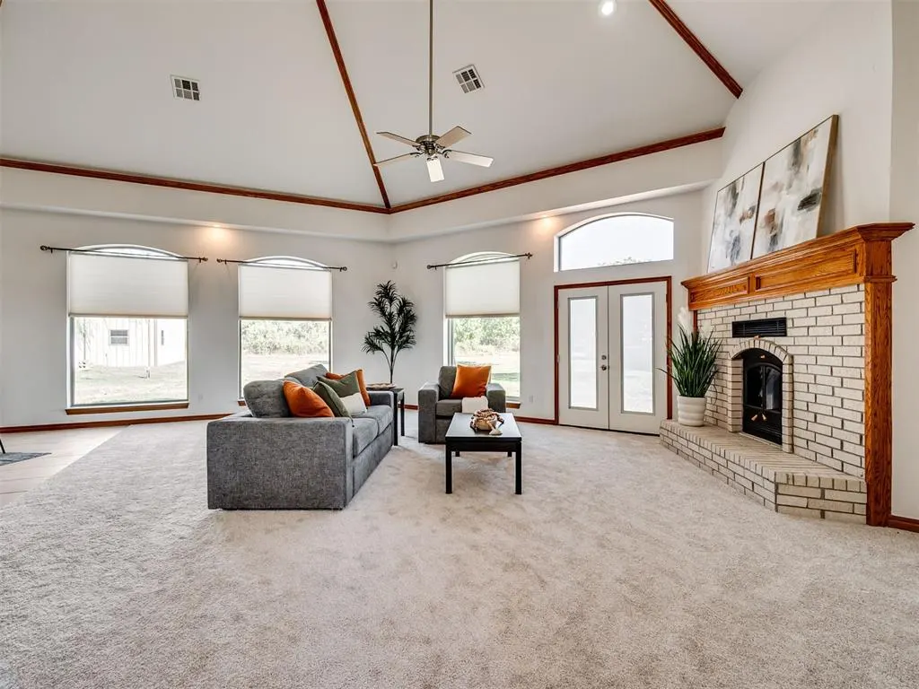 Photo 5 — 11105 Burning Oaks Drive, Oklahoma City, OK 73150