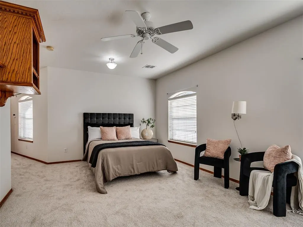Photo 7 — 11105 Burning Oaks Drive, Oklahoma City, OK 73150