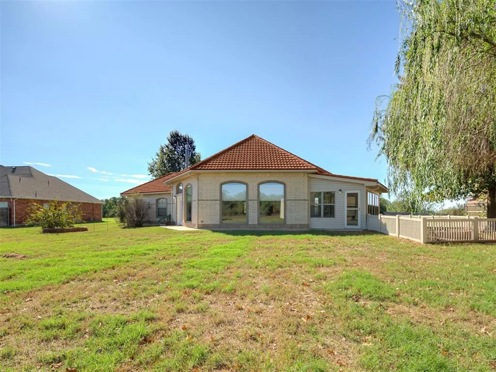 Photo 35 — 11105 Burning Oaks Drive, Oklahoma City, OK 73150