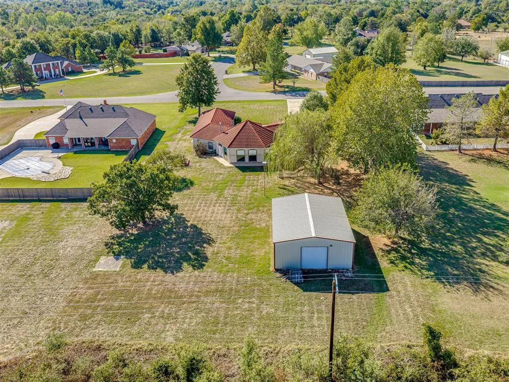 Photo 39 — 11105 Burning Oaks Drive, Oklahoma City, OK 73150