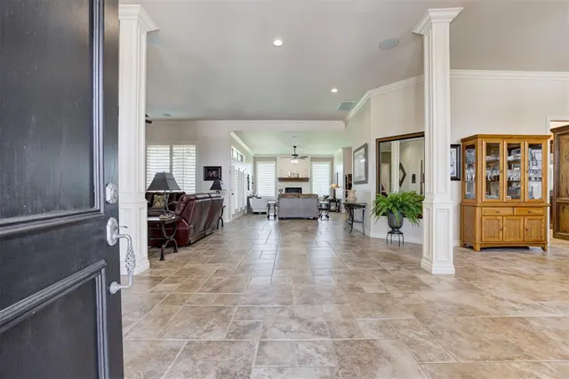 Photo 5 — 301 Carmel Valley Way, Edmond, OK 73025