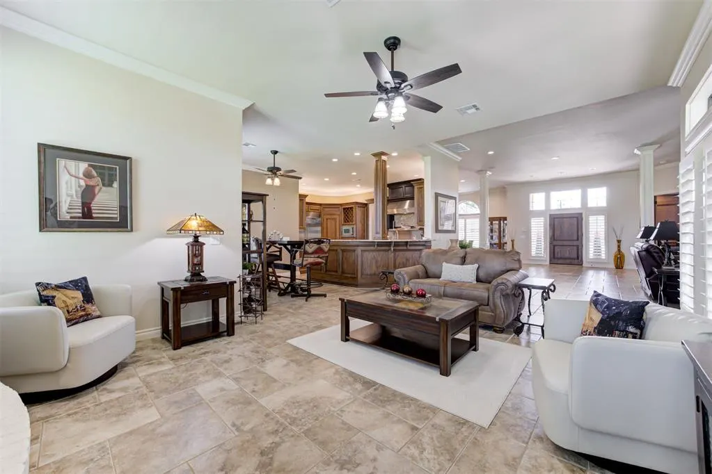 Photo 9 — 301 Carmel Valley Way, Edmond, OK 73025