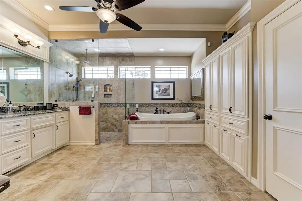 Photo 26 — 301 Carmel Valley Way, Edmond, OK 73025
