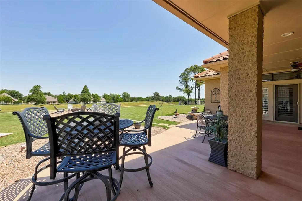 Photo 39 — 301 Carmel Valley Way, Edmond, OK 73025