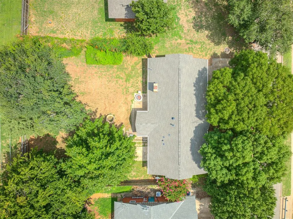 Photo 35 — 9917 Village Drive, The Village, OK 73120