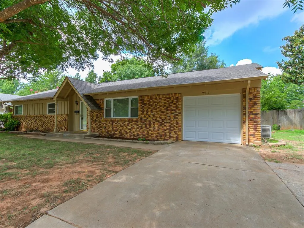 Photo 38 — 9917 Village Drive, The Village, OK 73120