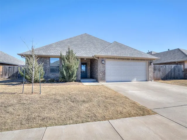 Photo 3 — 16708 Doyle Drive, Edmond, OK 73012
