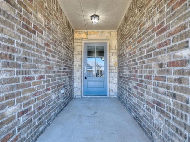 Photo 7 — 16708 Doyle Drive, Edmond, OK 73012