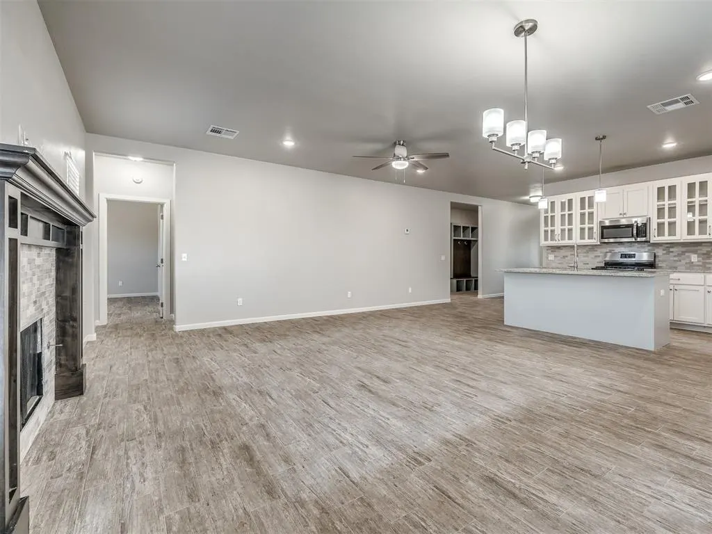 Photo 13 — 16708 Doyle Drive, Edmond, OK 73012