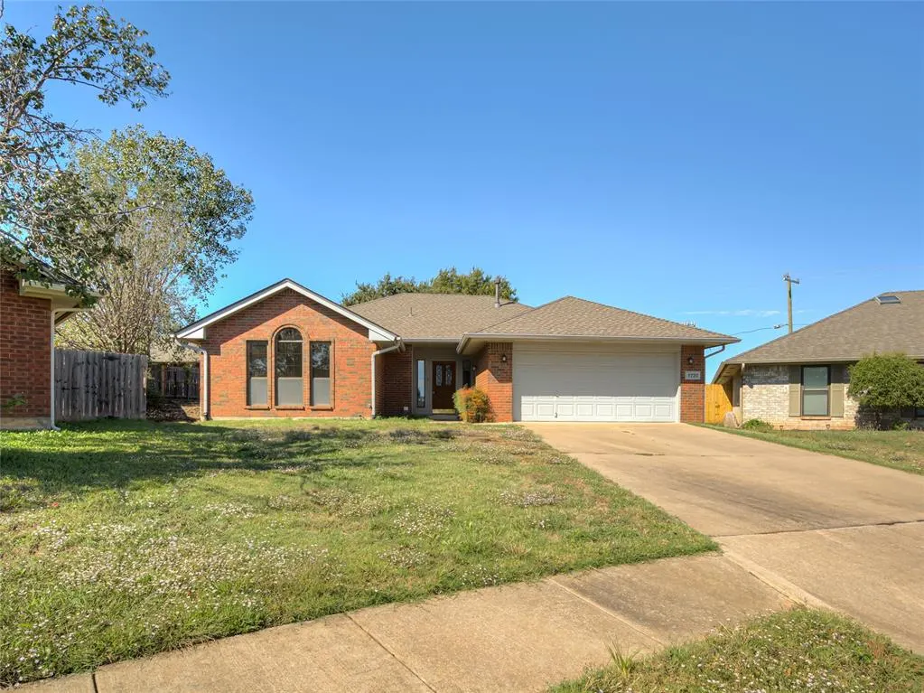 Front exterior — 1720 Oriole Court, Norman, OK 73071