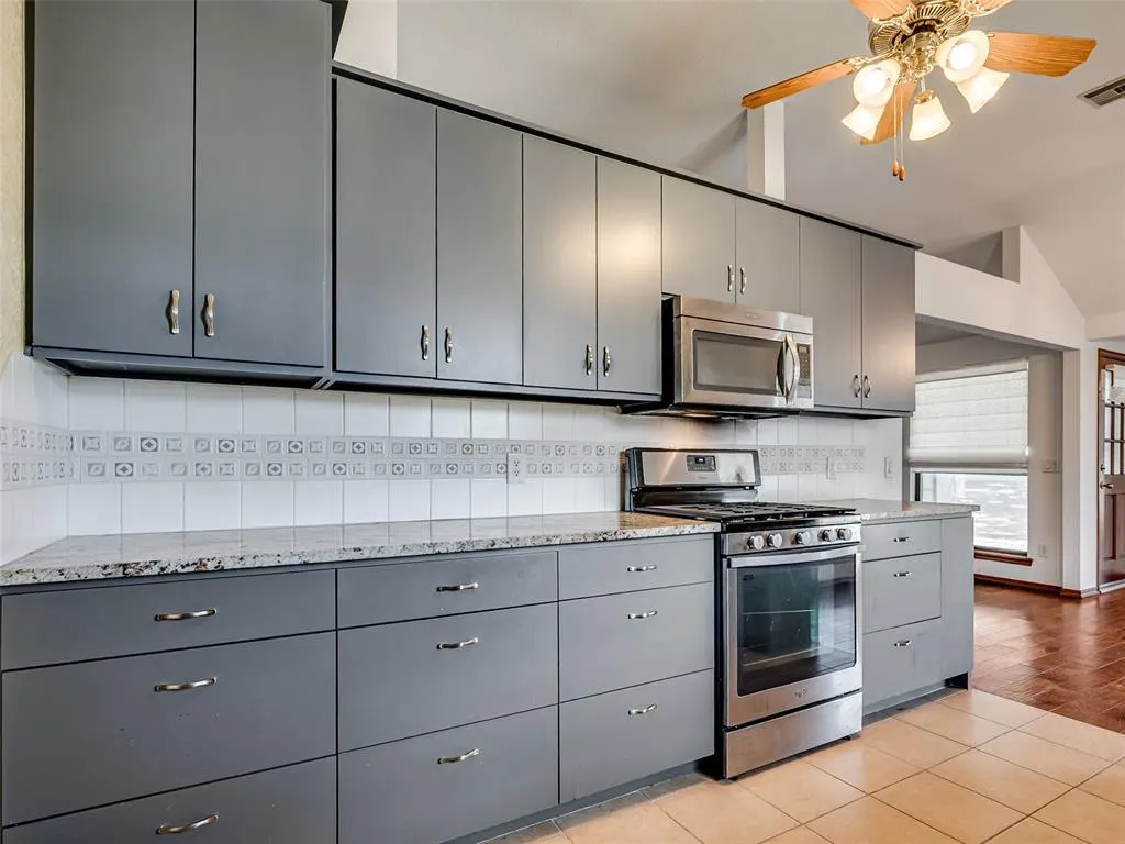 Photo 10 — 1720 Oriole Court, Norman, OK 73071