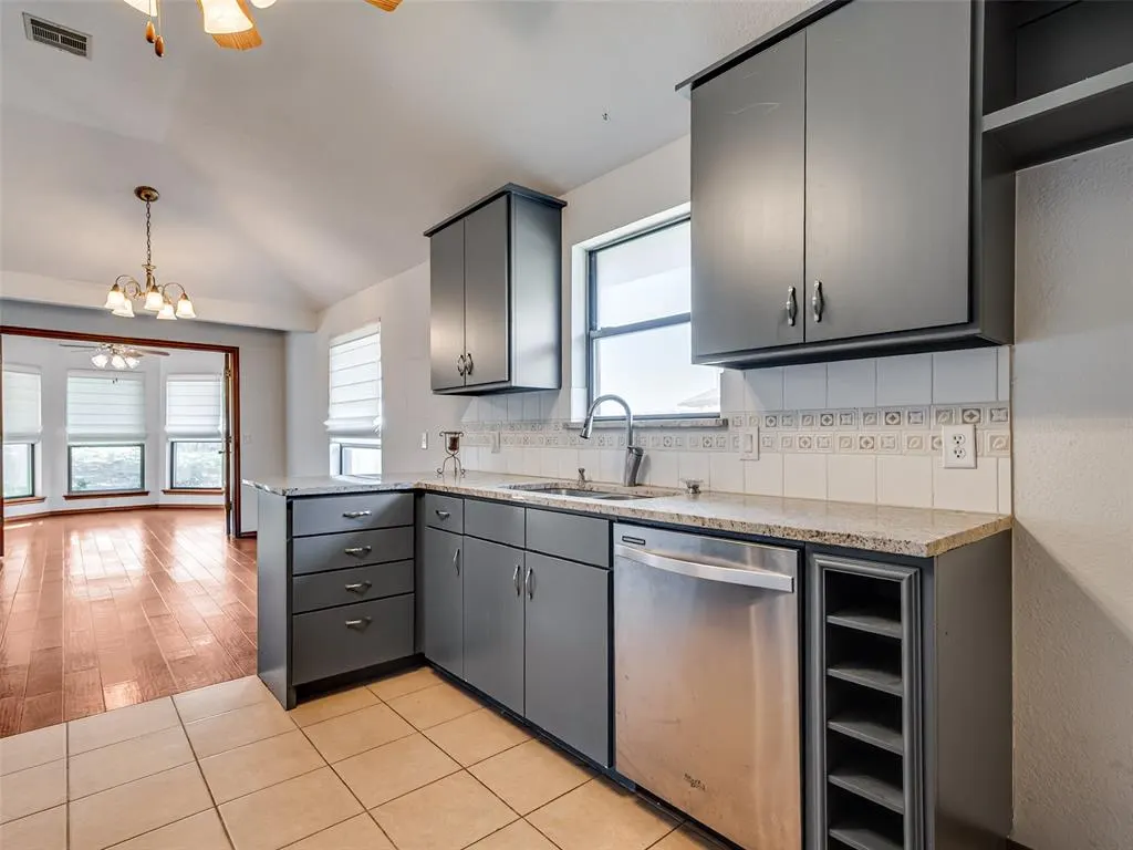 Photo 11 — 1720 Oriole Court, Norman, OK 73071