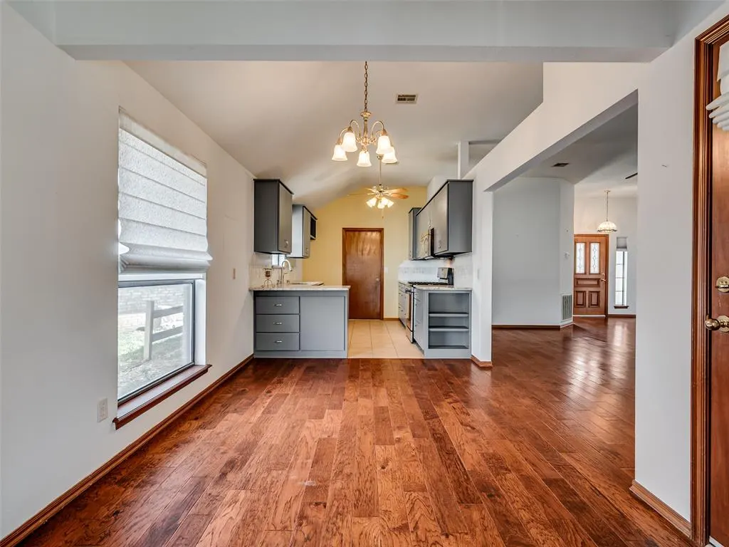 Photo 13 — 1720 Oriole Court, Norman, OK 73071