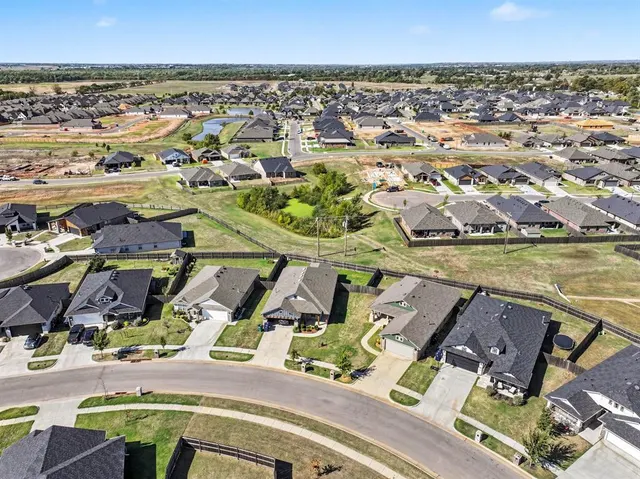 Photo 5 — 16149 Quiet Storm Drive, Oklahoma City, OK 73170