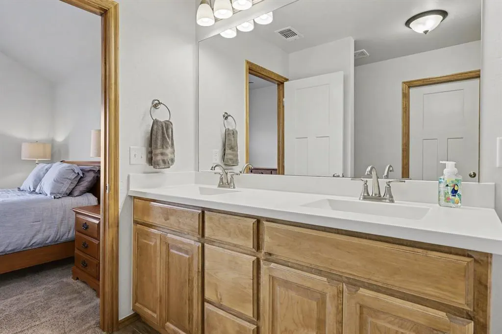 Photo 17 — 16149 Quiet Storm Drive, Oklahoma City, OK 73170