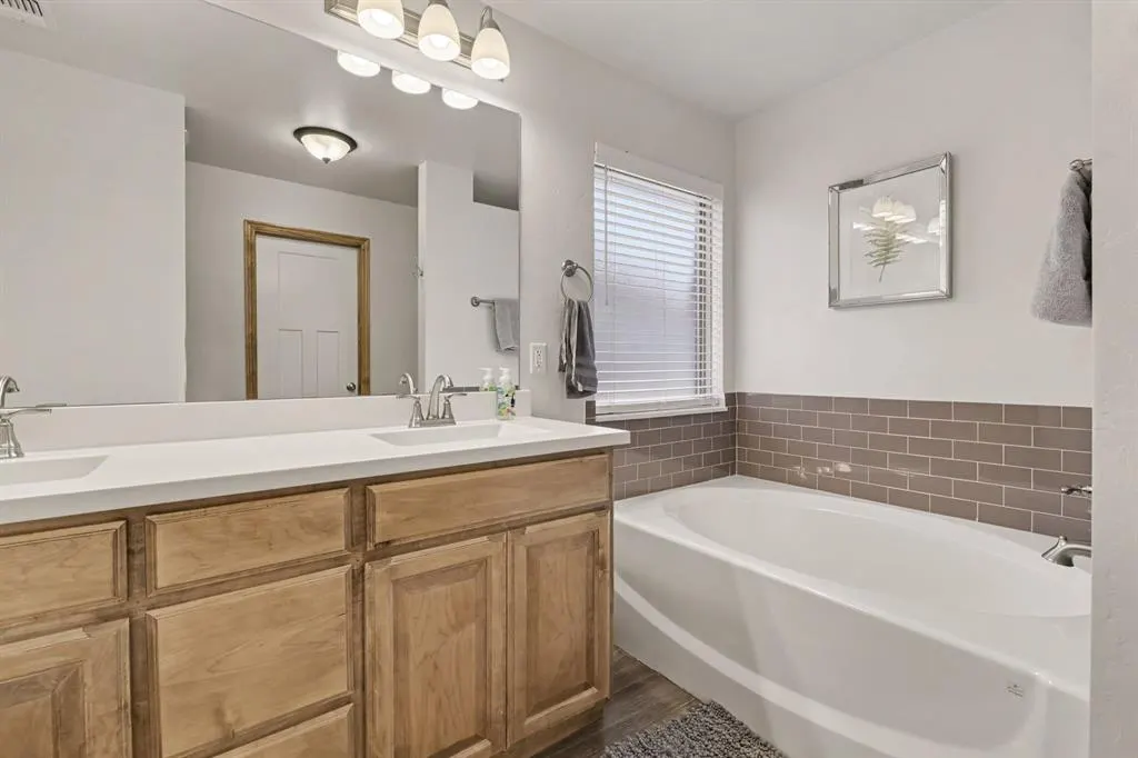 Photo 18 — 16149 Quiet Storm Drive, Oklahoma City, OK 73170