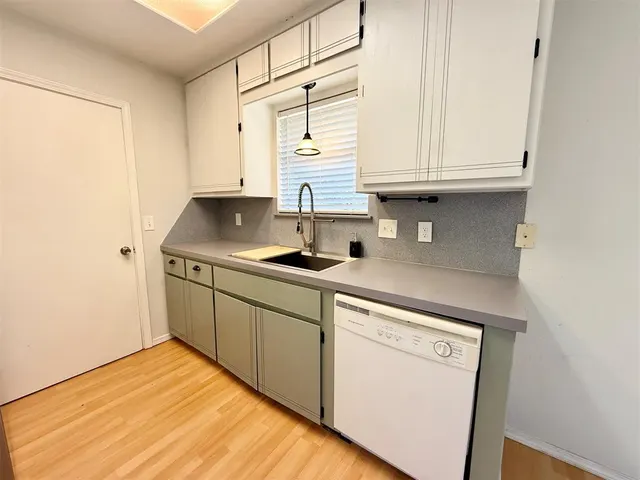 Photo 6 — 3608 Peregrine Drive, Norman, OK 73072