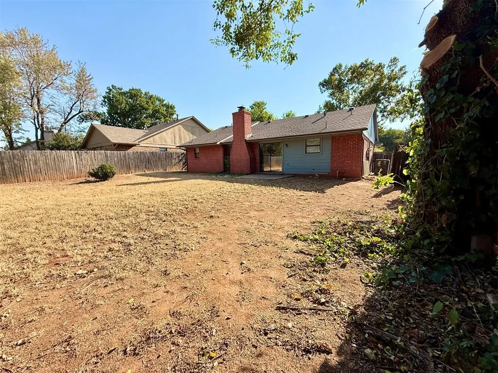 Photo 16 — 3608 Peregrine Drive, Norman, OK 73072