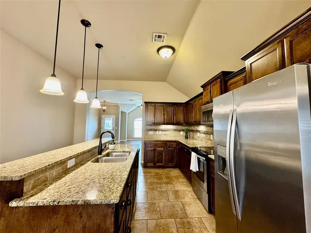 Photo 15 — 19516 Taggert Drive, Oklahoma City, OK 73012