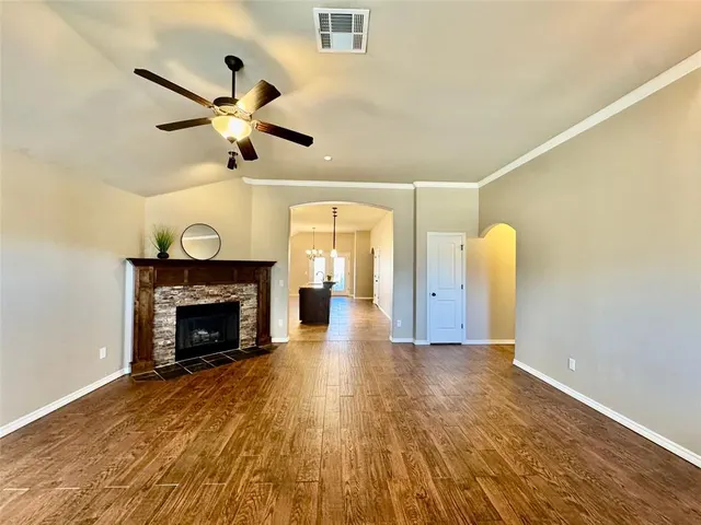 Photo 6 — 19516 Taggert Drive, Oklahoma City, OK 73012