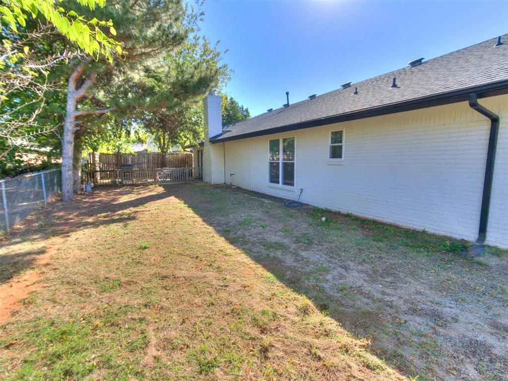 Photo 47 — 8221 Willow Creek Boulevard, Oklahoma City, OK 73162