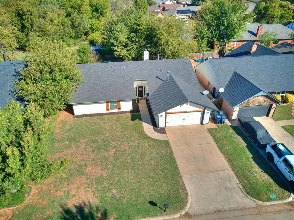 Photo 48 — 8221 Willow Creek Boulevard, Oklahoma City, OK 73162