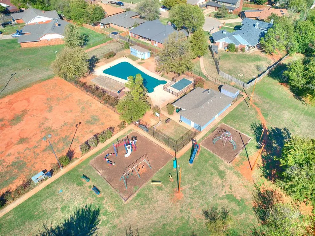 Photo 49 — 8221 Willow Creek Boulevard, Oklahoma City, OK 73162