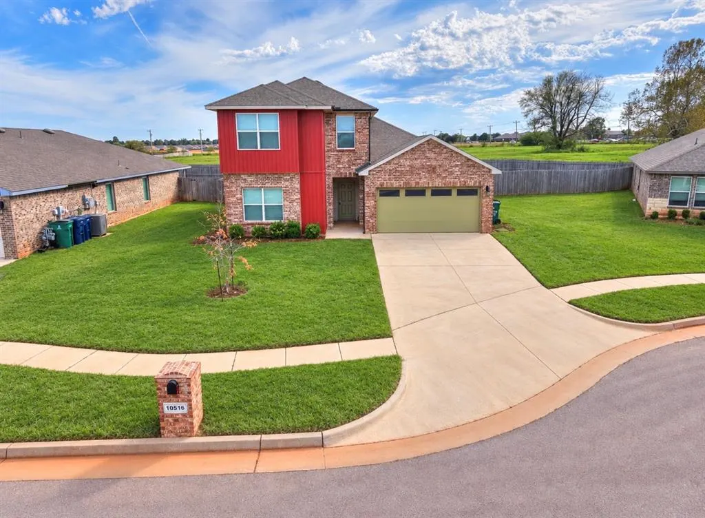 Front exterior — 10516 NW 24th Street, Yukon, OK 73099