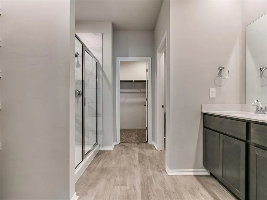 Photo 6 — 10516 NW 24th Street, Yukon, OK 73099
