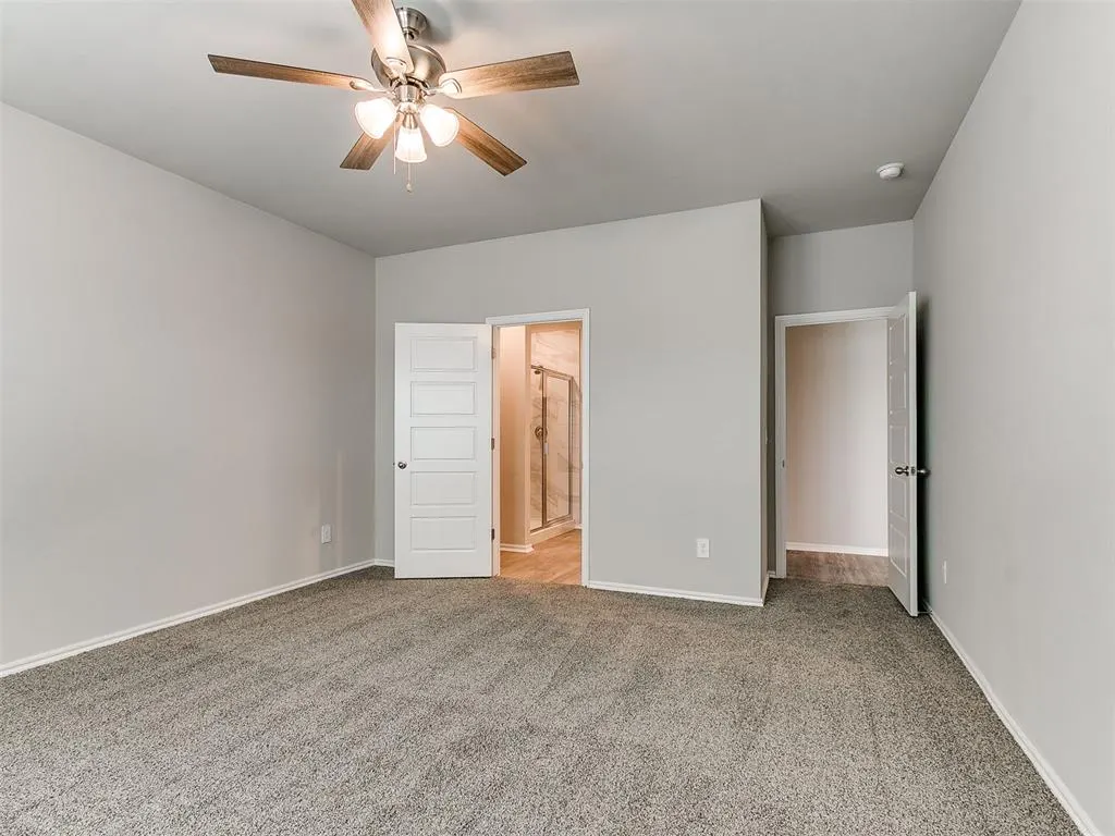 Photo 18 — 10516 NW 24th Street, Yukon, OK 73099
