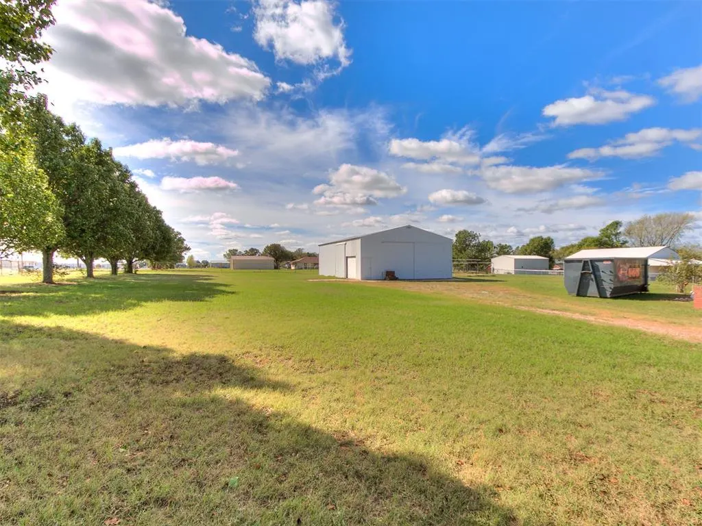 Photo 9 — 1 Weston Road, Shawnee, OK 74804