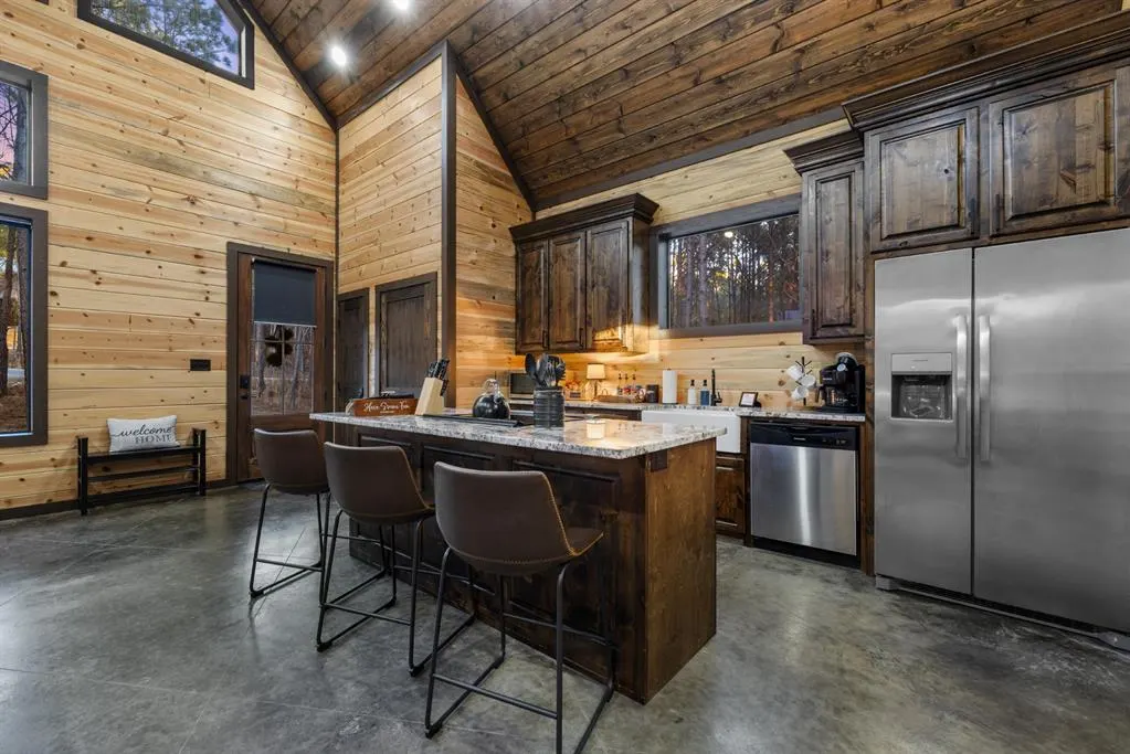 Photo 9 — 127 Bear Elm Trail, Broken Bow, OK 74728