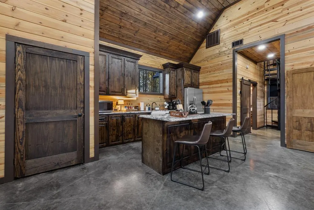 Photo 10 — 127 Bear Elm Trail, Broken Bow, OK 74728