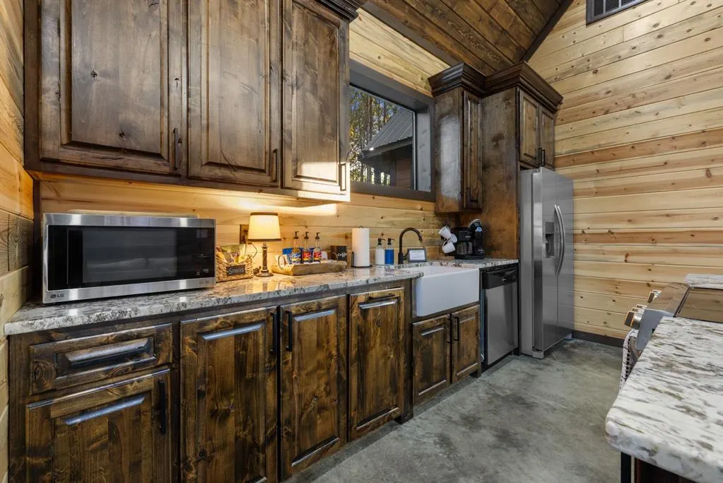 Photo 11 — 127 Bear Elm Trail, Broken Bow, OK 74728