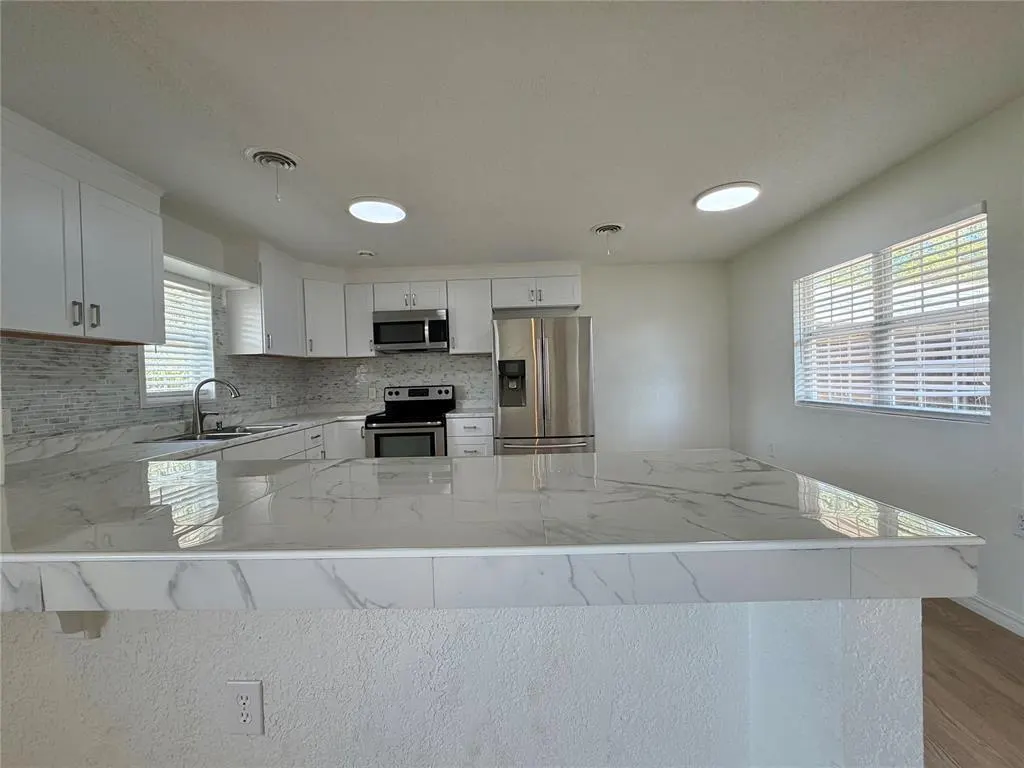 Photo 2 — 102480 S 3520 Road, Prague, OK 74864