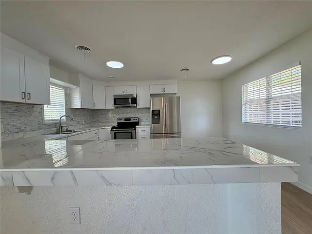 Photo 2 — 102480 S 3520 Road, Prague, OK 74864