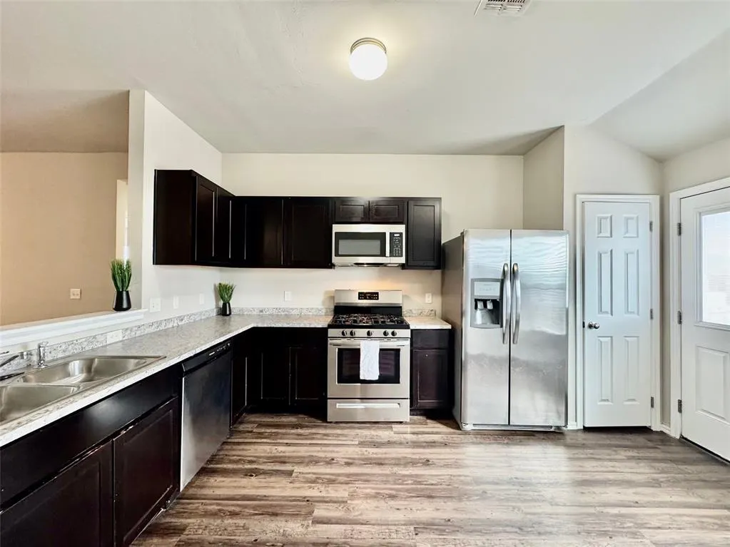 Photo 9 — 1890 Bartlett Drive, Newcastle, OK 73065